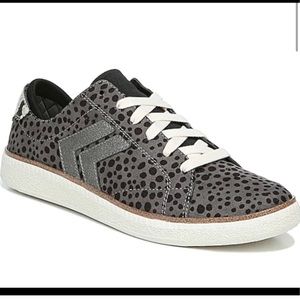 Dr. Scholl’s Sweet Kicks Sneakers